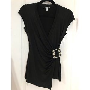 Caché Wrap Style Blouse V Neck Tortoise Buckle